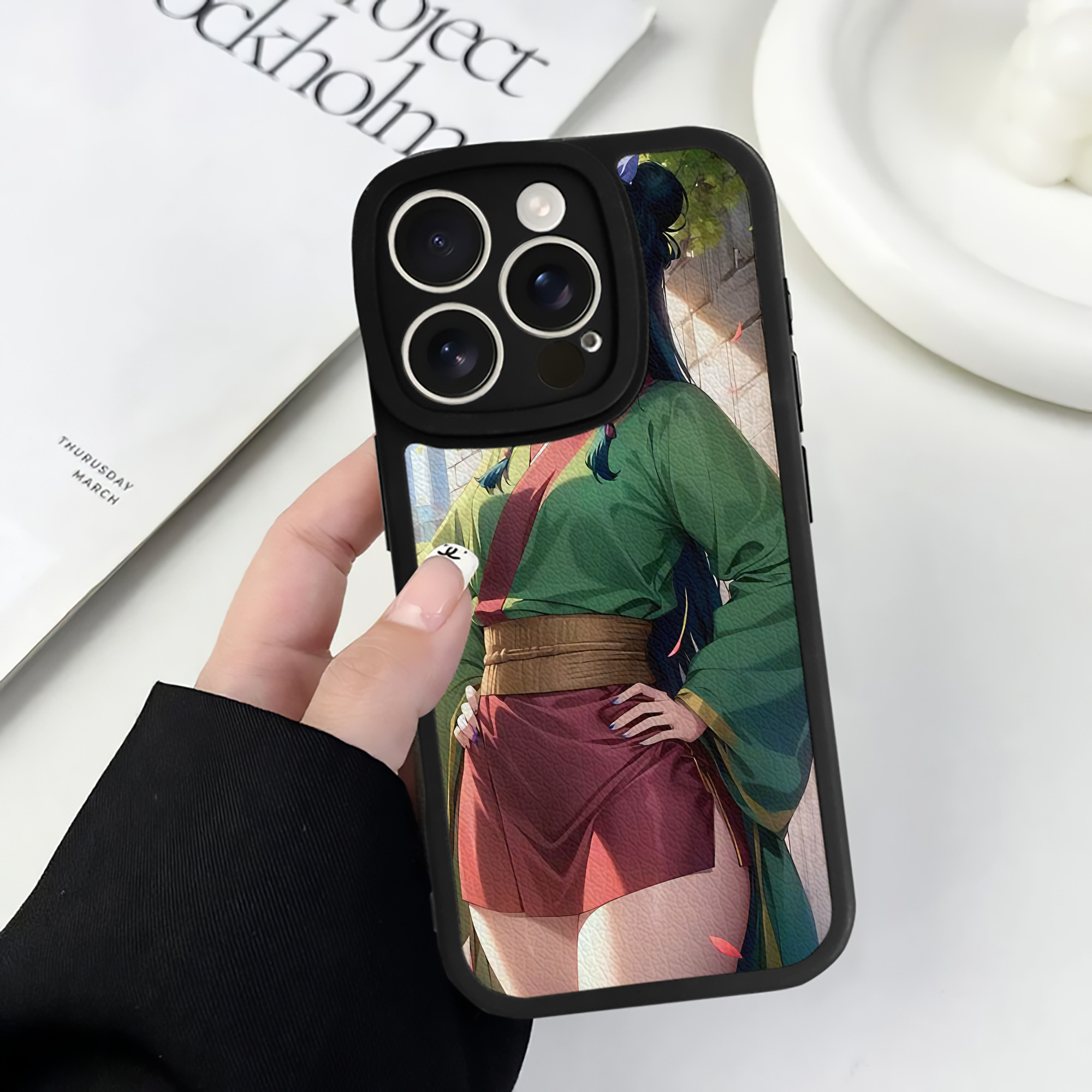 （画像用） 薬屋のひとりごと The Apothecary Diaries 【iPhone 16シリーズ対応】シリコンスマホケース（レザー調） 材質：シリコン